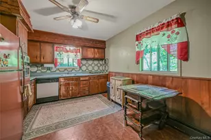 10 Moonedge Rd, Northport, NY 11768 - Photo 11