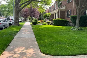 210-12 69th Ave, Oakland Gardens, NY 11364 - Photo 3