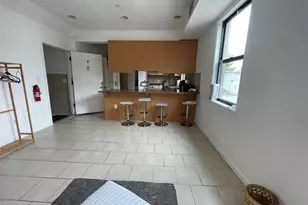 554 E 191st St, Bronx, NY 10458 - Photo 15