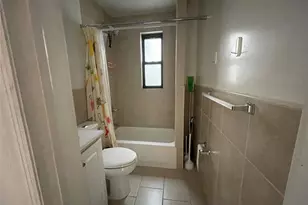 554 E 191st St, Bronx, NY 10458 - Photo 11