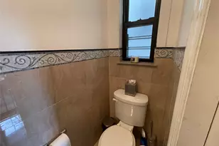 554 E 191st St, Bronx, NY 10458 - Photo 9