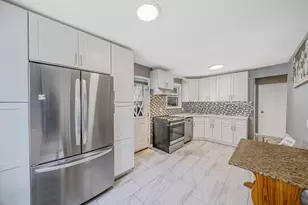 859 Franklin Ave, Valley Stream, NY 11580 - Photo 5