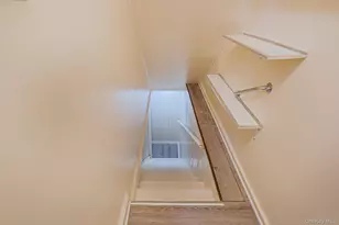 859 Franklin Ave, Valley Stream, NY 11580 - Photo 19