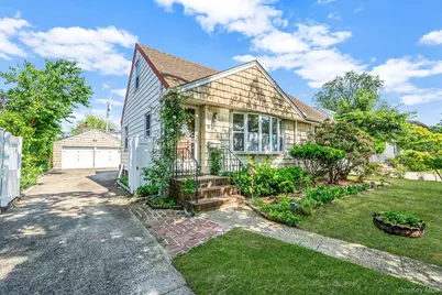 859 Franklin Avenue, Valley Stream, NY 11580 - Photo 31