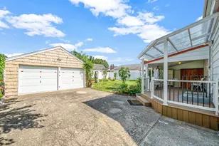 859 Franklin Ave, Valley Stream, NY 11580 - Photo 3