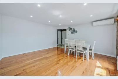 859 Franklin Avenue, Valley Stream, NY 11580 - Photo 9