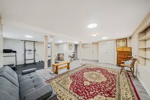 859 Franklin Ave, Valley Stream, NY 11580 - Photo 25