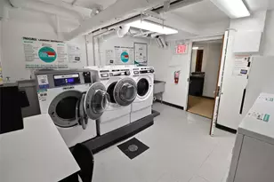 2105 Wallace Ave, Bronx, NY 10462 - Photo 25