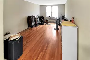 2105 Wallace Ave, Bronx, NY 10462 - Photo 13