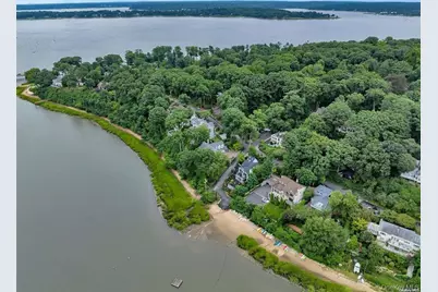 762 Connecticut View Drive, Mill Neck, NY 11771 - Photo 13