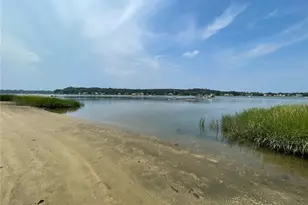 762 Connecticut View Dr, Mill Neck, NY 11771 - Photo 19