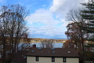 758 Connecticut View Drive, Mill Neck, NY 11771 - Photo 13