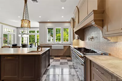 22 Terrace Court, Old Westbury, NY 11568 - Photo 15