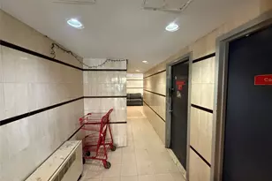 81-09 41st Ave, Elmhurst, NY 11373 - Photo 23