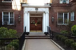 110-07 73rd Rd, Forest Hills, NY 11375 - Photo 15