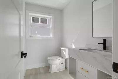 12 Pershing Place, Island Park, NY 11558 - Photo 17