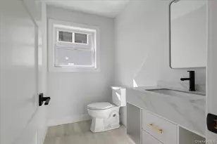 12 Pershing Pl, Island Park, NY 11558 - Photo 17