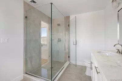 12 Pershing Place, Island Park, NY 11558 - Photo 25