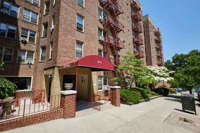 67-25 Clyde Street #2L, Forest Hills, NY 11375 - Photo 19