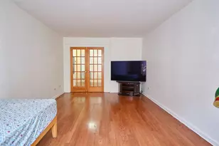 67-25 Clyde St, Forest Hills, NY 11375 - Photo 7
