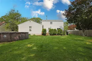 33 Highview Ln, Ridge, NY 11961 - Photo 13