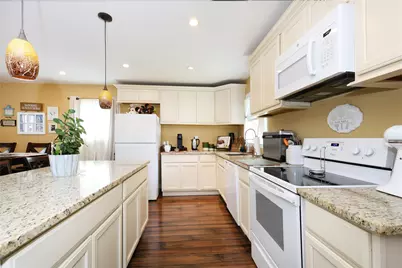 33 Highview Lane, Ridge, NY 11961 - Photo 9