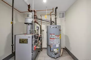 43-60 Auburndale Ln, Flushing, NY 11358 - Photo 15