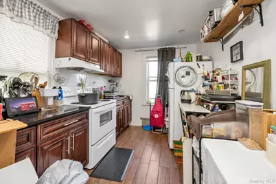 4360 Auburndale Lane, Flushing, NY 11358 - Photo 7