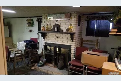 492 Pershing Boulevard, Rockville Centre, NY 11570 - Photo 5