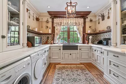 7 Fox Meadow Lane, Lloyd Harbor, NY 11743 - Photo 9