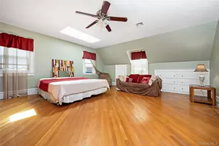 24 Lawrence Ave, Rockville Centre, NY 11570 - Photo 31