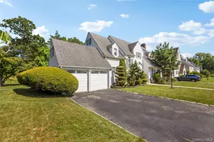 24 Lawrence Ave, Rockville Centre, NY 11570 - Photo 7