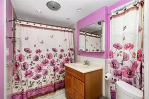 24 Lawrence Ave, Rockville Centre, NY 11570 - Photo 29