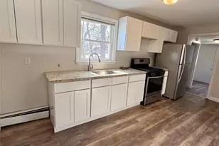 4 Riverview Ave, New Windsor, NY 12553 - Photo 3