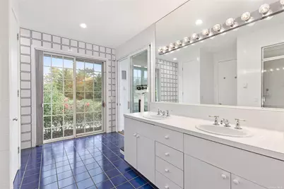 22 Bayfield Lane, Westhampton Beach, NY 11978 - Photo 27