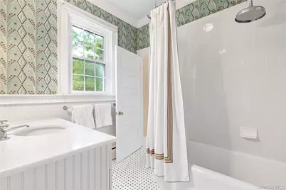 22 Bayfield Lane, Westhampton Beach, NY 11978 - Photo 19