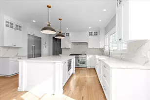 17 Madison Ave, Jericho, NY 11753 - Photo 3