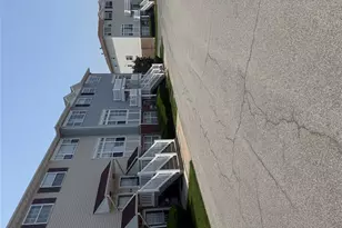 179 Surf Dr, Bronx, NY 10473 - Photo 15