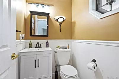 3856 Marcy Street, Mohegan Lake, NY 10547 - Photo 17