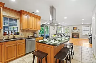 3856 Marcy St, Mohegan Lake, NY 10547 - Photo 7