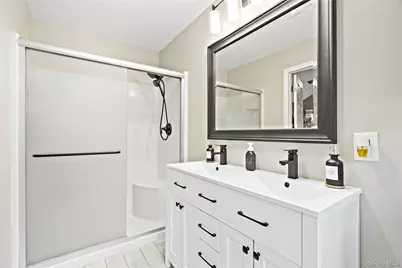 3856 Marcy Street, Mohegan Lake, NY 10547 - Photo 25