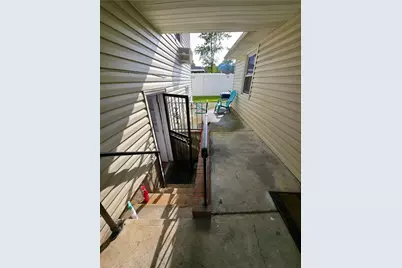 36 Monroe Place, Hempstead, NY 11550 - Photo 23