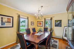 25 Davison Ave, East Rockaway, NY 11518 - Photo 5