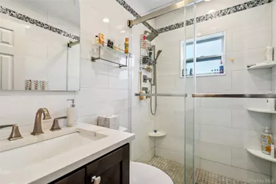 25 Davison Avenue, East Rockaway, NY 11518 - Photo 9