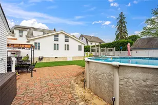 25 Davison Ave, East Rockaway, NY 11518 - Photo 21