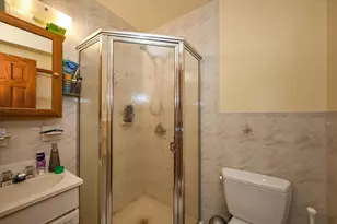 45-39 192nd St, Flushing, NY 11358 - Photo 19