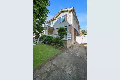 4539 192nd Street, Flushing, NY 11358 - Photo 3