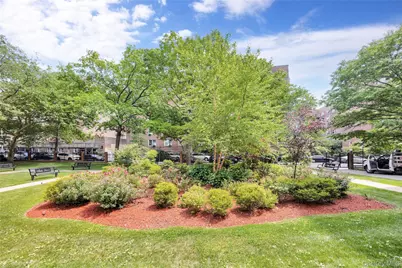 99-40 63rd Road #9Z, Rego Park, NY 11374 - Photo 3