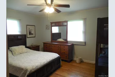 24 E Point Lane, Hampton Bays, NY 11946 - Photo 9