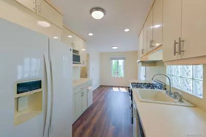 162-29 95th Street, Howard Beach, NY 11414 - Photo 11